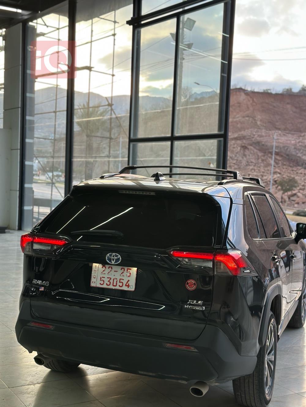 تۆیۆتا ڕاڤ 4